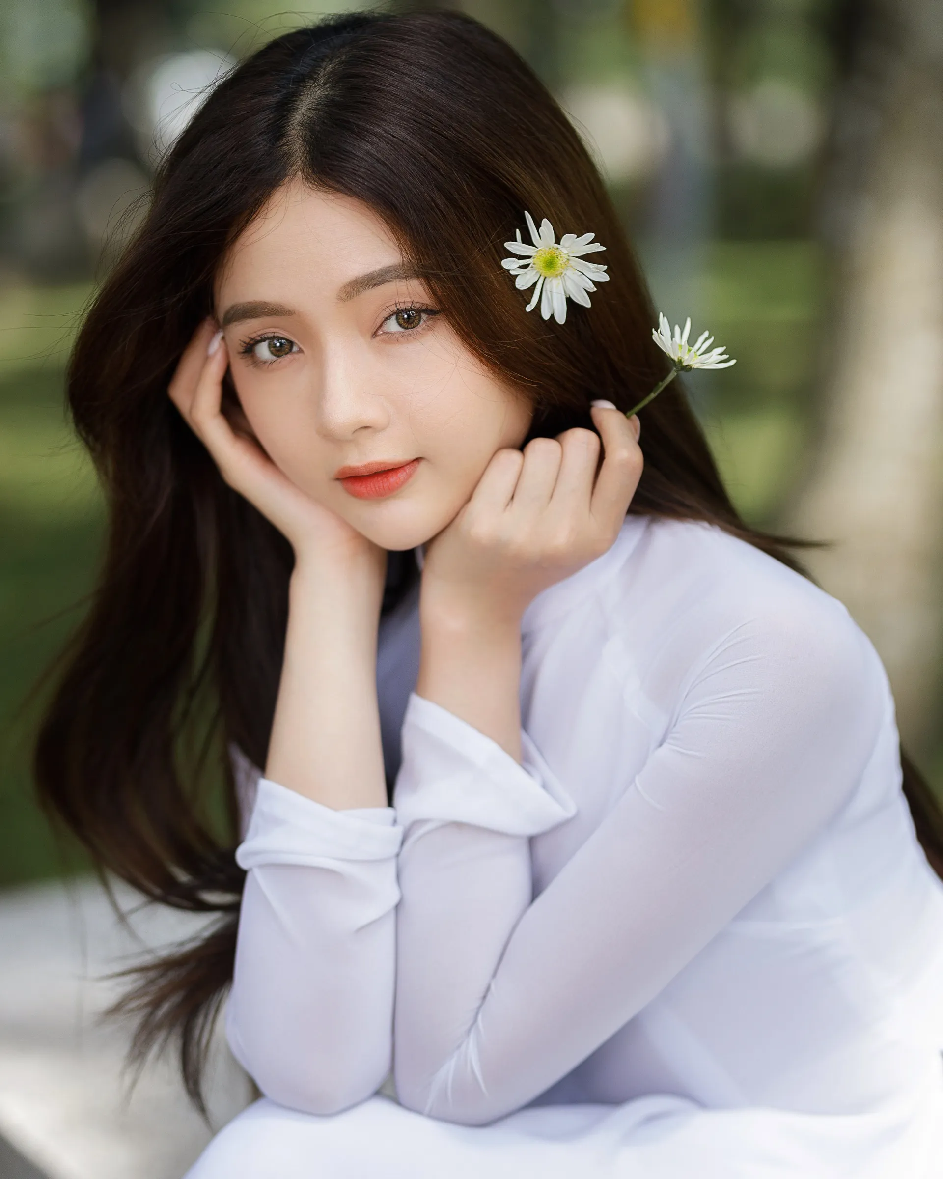 Hình ảnh thân thiện, gần gũi của Lê Lý Lan Hương chiếm trọn trái tim người hâm mộ. Hình ảnh thân thiện, gần gũi của Lê Lý Lan Hương chiếm trọn trái tim người hâm mộ.