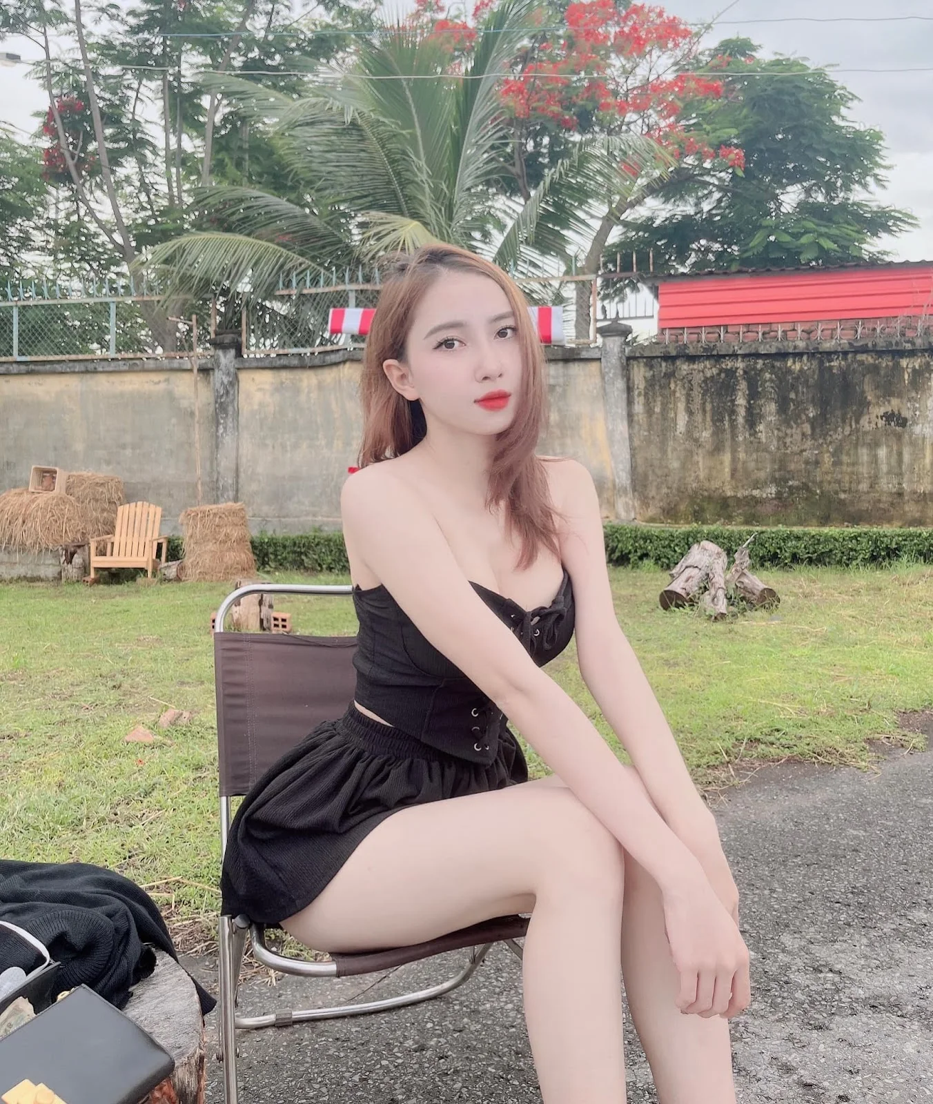 Tóc dài mềm mại, tôn lên nét đẹp trong ảnh gái đẹp tóc dài. Tóc dài mềm mại, tôn lên nét đẹp trong ảnh gái đẹp tóc dài.