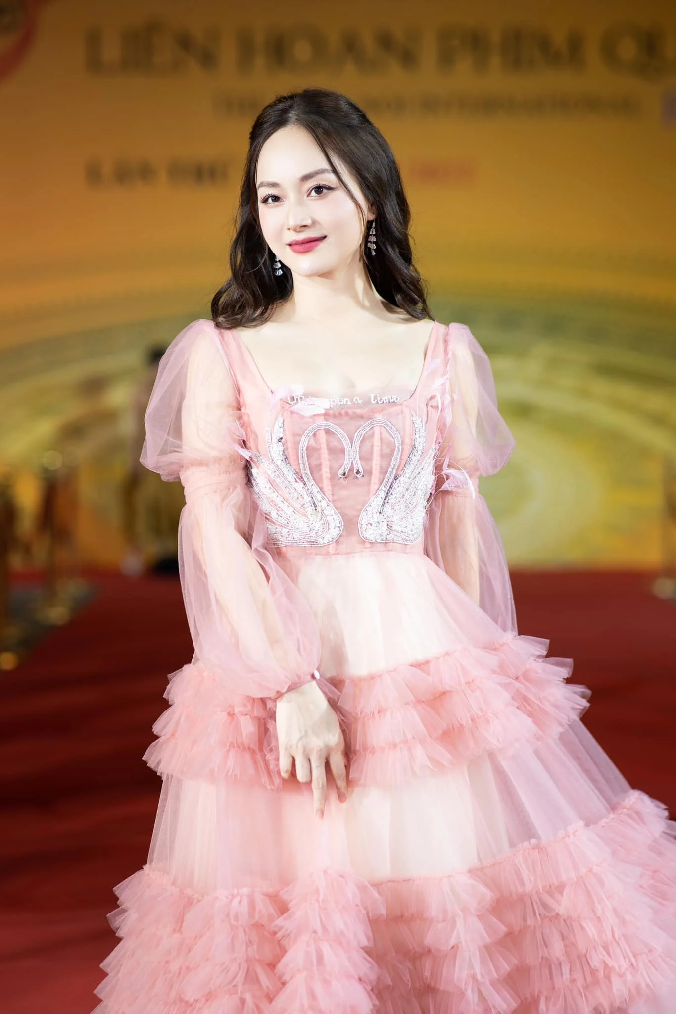 Lan Phương tại buổi giao lưu với khán giả Lan Phương tại buổi giao lưu với khán giả