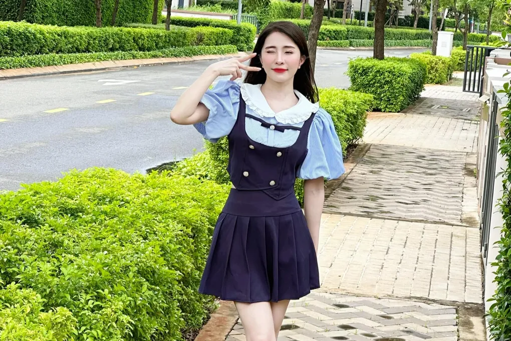 Quỳnh Nga thể hiện sự tự nhiên qua từng biểu cảm Quỳnh Nga thể hiện sự tự nhiên qua từng biểu cảm