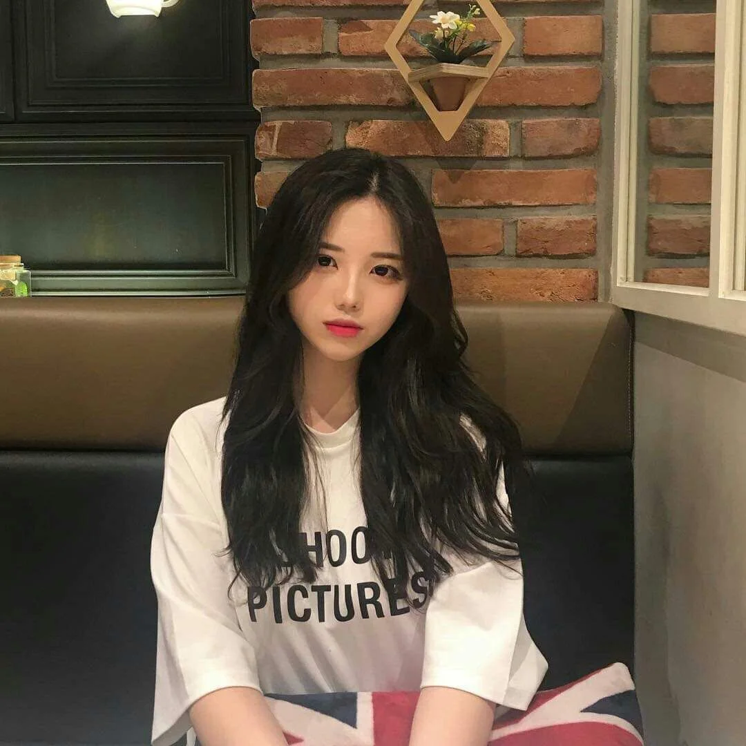 Một bức ảnh gái Hàn Quốc xinh, vừa nhẹ nhàng vừa đầy quyến rũ. Một bức ảnh gái Hàn Quốc xinh, vừa nhẹ nhàng vừa đầy quyến rũ.