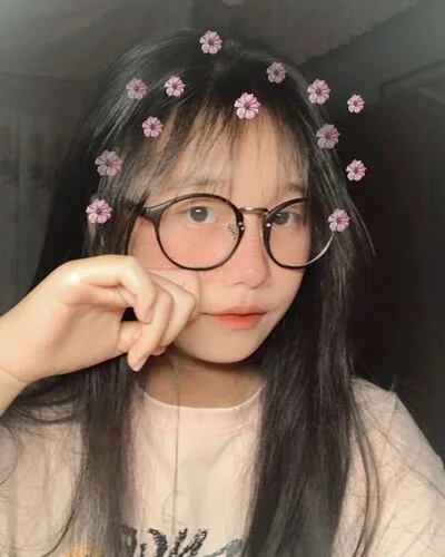 Ảnh gái 2k9 xinh mang lại cảm giác nhẹ nhàng và dễ mến. Ảnh gái 2k9 xinh mang lại cảm giác nhẹ nhàng và dễ mến.