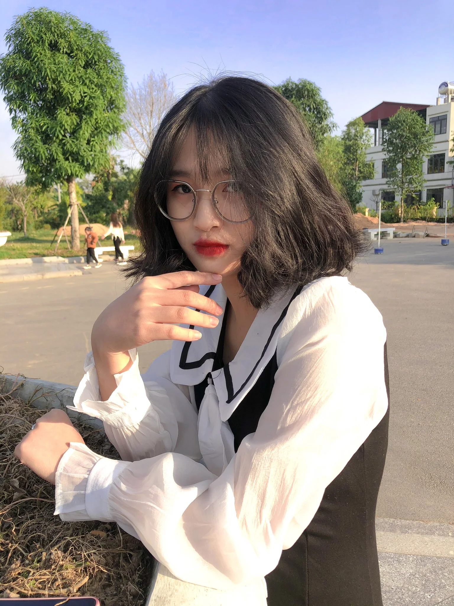 Ảnh gái 2k9 xinh, phong cách trẻ trung và rất dễ thương. Ảnh gái 2k9 xinh, phong cách trẻ trung và rất dễ thương.