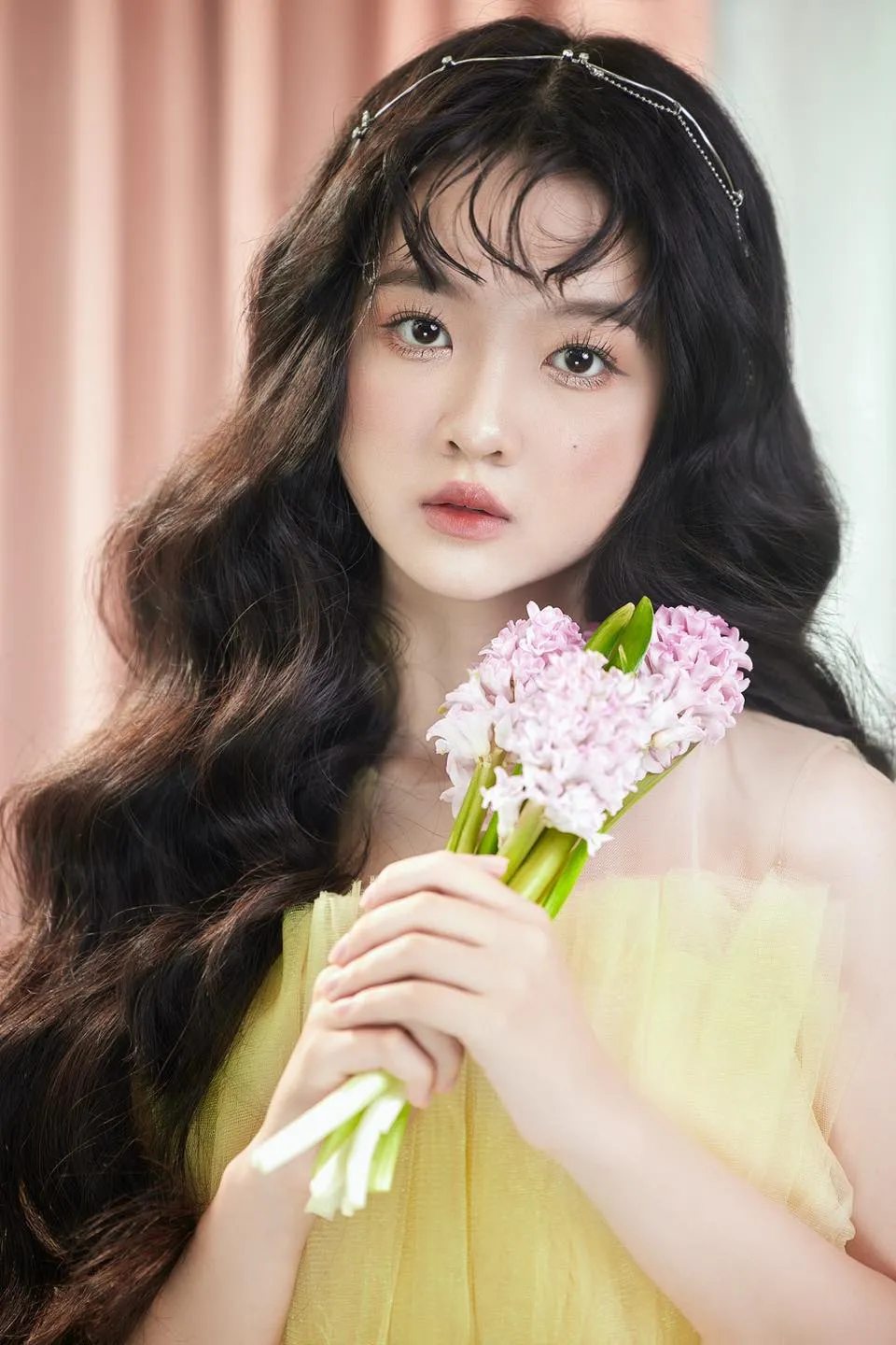 Lâm Thanh Mỹ tỏa sáng với nụ cười rạng rỡ Lâm Thanh Mỹ tỏa sáng với nụ cười rạng rỡ
