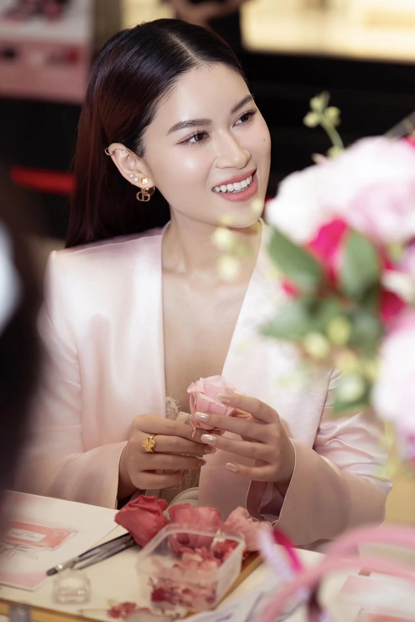 Ngọc Thanh Tâm nổi bật với vẻ đẹp tự nhiên Ngọc Thanh Tâm nổi bật với vẻ đẹp tự nhiên