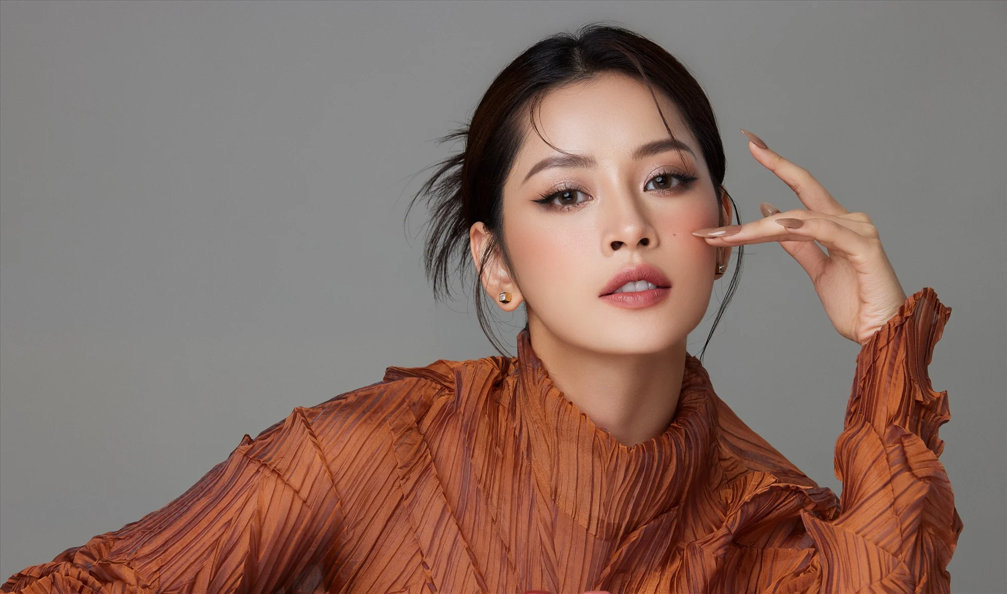 Chi Pu nở nụ cười thân thiện Chi Pu nở nụ cười thân thiện