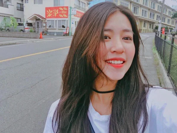 Hình ảnh gái xinh cười cute đáng yêu, ngọt ngào như ánh mặt trời. Hình ảnh gái xinh cười cute đáng yêu, ngọt ngào như ánh mặt trời.