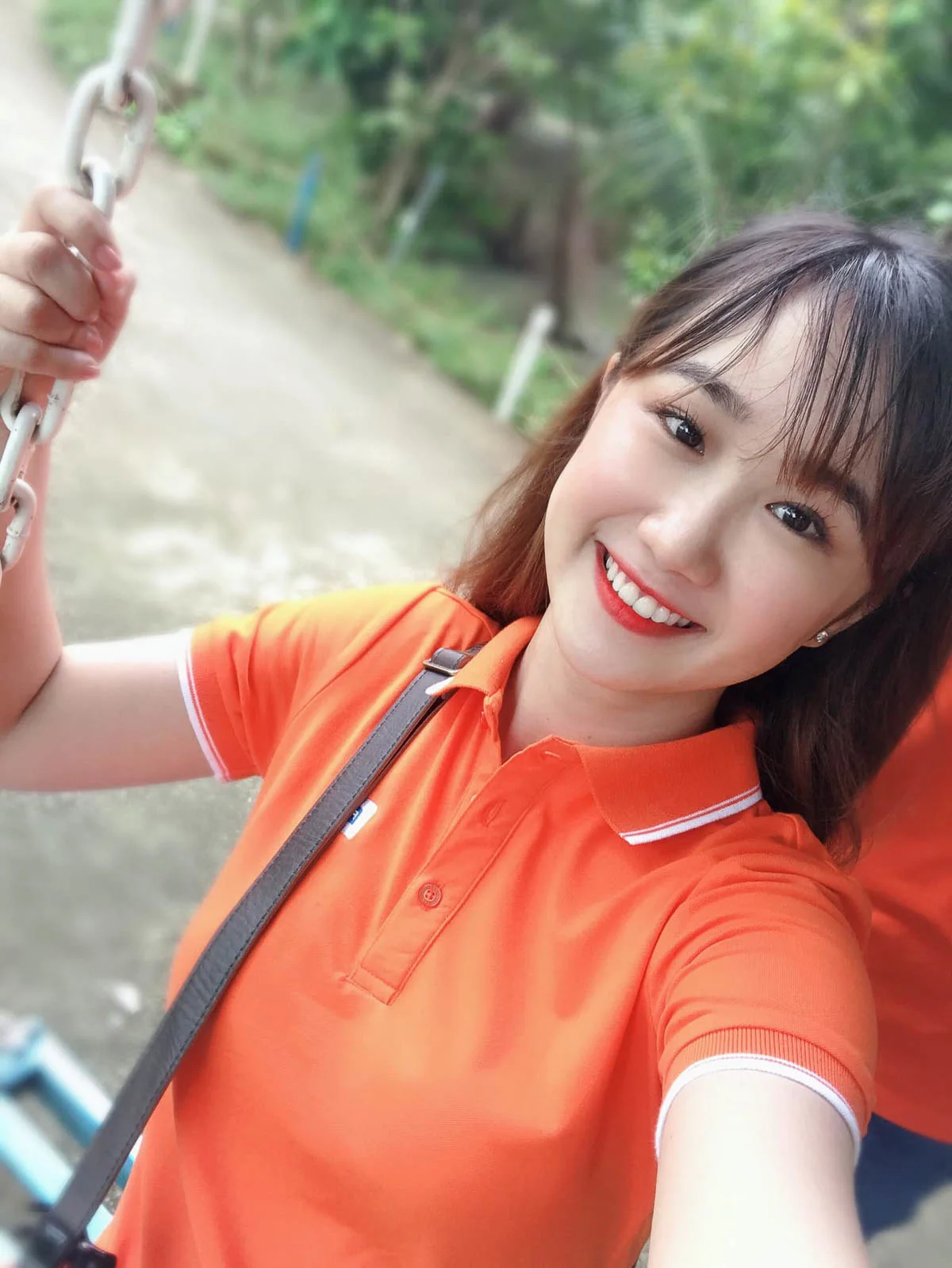 Dễ thương, ngọt ngào trong ảnh gái xinh cười cute. Dễ thương, ngọt ngào trong ảnh gái xinh cười cute.
