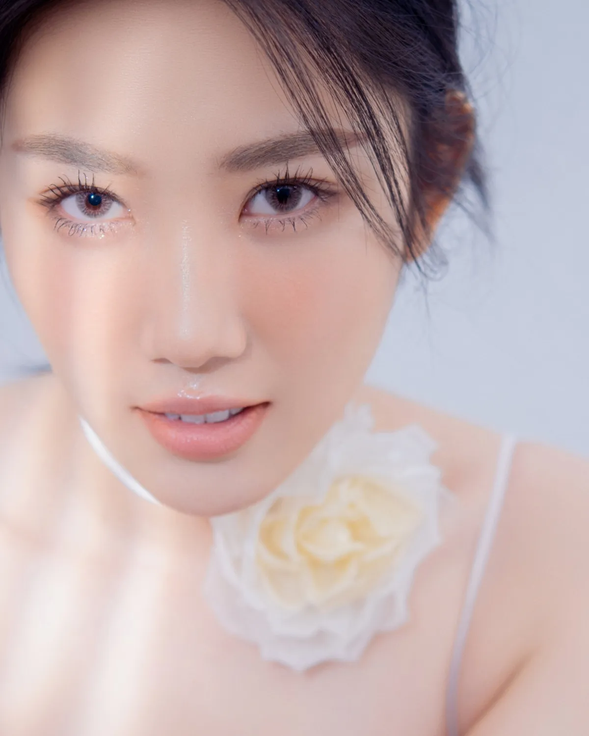 Thuý Ngân tạo ấn tượng mạnh qua thần thái thu hút Thuý Ngân tạo ấn tượng mạnh qua thần thái thu hút