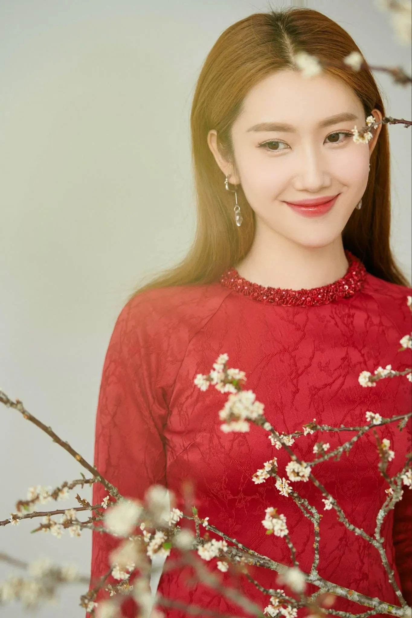 Thuý Ngân với thần thái tự tin tạo dấu ấn đặc biệt Thuý Ngân với thần thái tự tin tạo dấu ấn đặc biệt