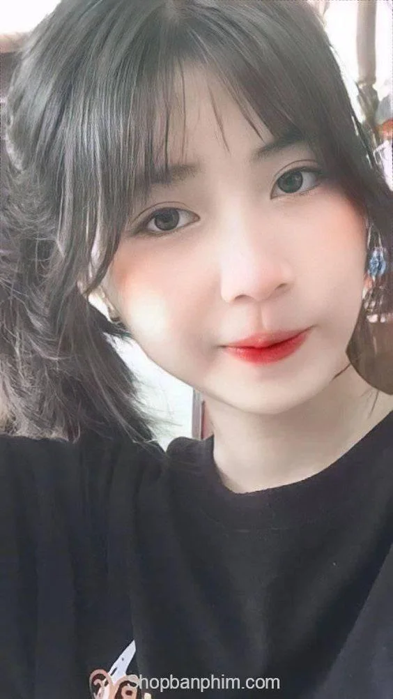 Tóc dài thướt tha qua ảnh gái cute này. Tóc dài thướt tha qua ảnh gái cute này.
