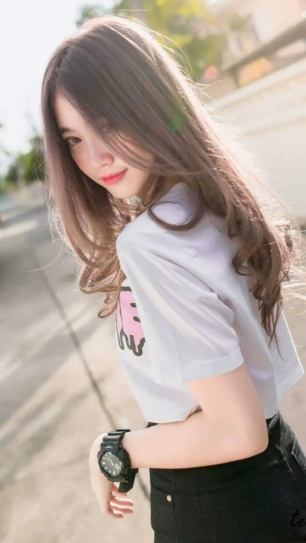 Khám phá nét duyên dáng tự nhiên trong hình ảnh gái xinh Việt Nam. Khám phá nét duyên dáng tự nhiên trong hình ảnh gái xinh Việt Nam.