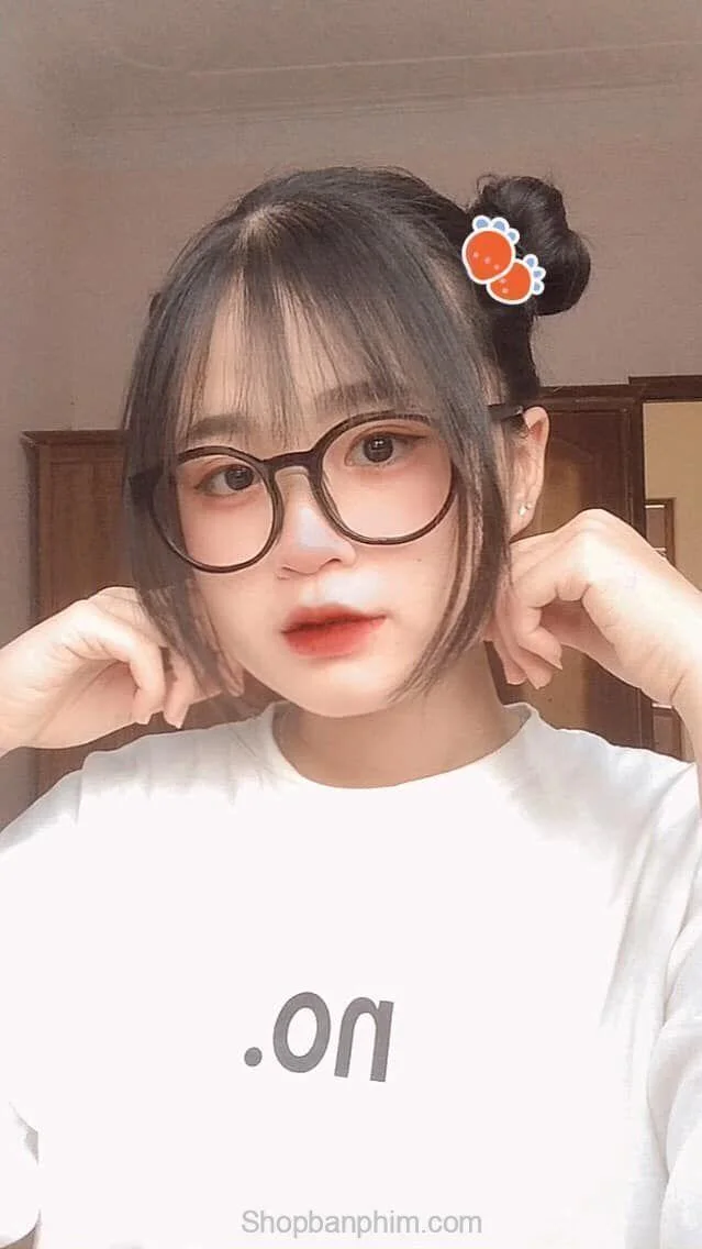 Vẻ đẹp thuần khiết trong hình ảnh gái xinh Việt Nam khiến lòng xao xuyến. Vẻ đẹp thuần khiết trong hình ảnh gái xinh Việt Nam khiến lòng xao xuyến.