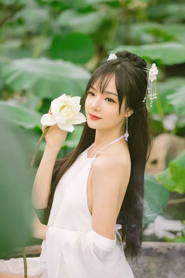 Hình ảnh gái xinh đẹp Việt Nam rạng ngời với phong cách trẻ trung. Hình ảnh gái xinh đẹp Việt Nam rạng ngời với phong cách trẻ trung.