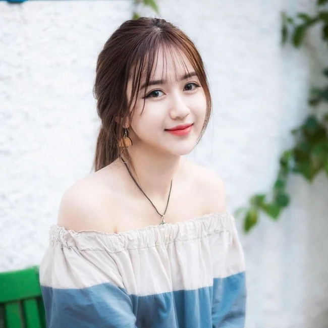 Ảnh gái xinh Việt Nam với nụ cười rạng rỡ, khiến lòng người say đắm. Ảnh gái xinh Việt Nam với nụ cười rạng rỡ, khiến lòng người say đắm.