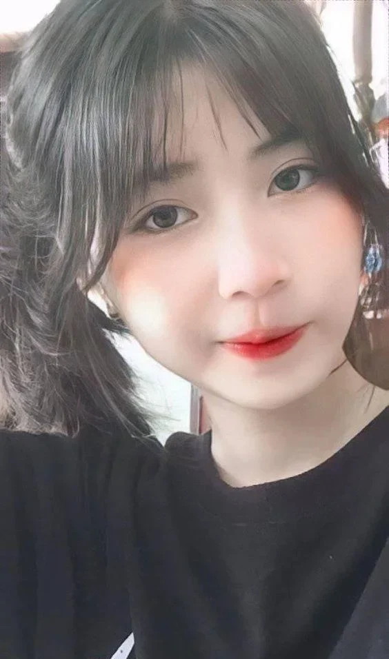 Đắm mình trong vẻ đẹp của ảnh gái xinh Việt Nam với nụ cười ngọt ngào. Đắm mình trong vẻ đẹp của ảnh gái xinh Việt Nam với nụ cười ngọt ngào.