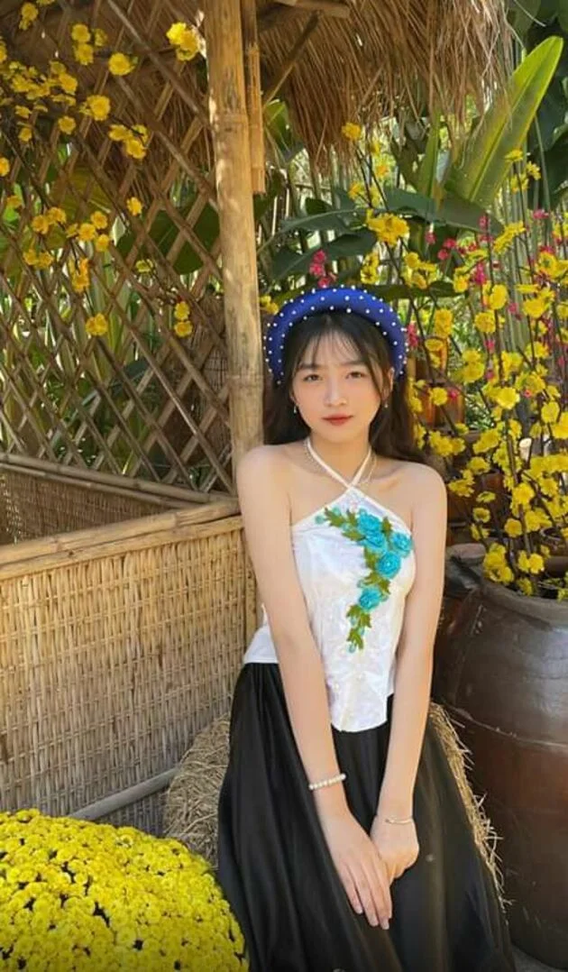 Hòa mình vào vẻ đẹp cuốn hút của ảnh gái xinh Việt Nam. Hòa mình vào vẻ đẹp cuốn hút của ảnh gái xinh Việt Nam.