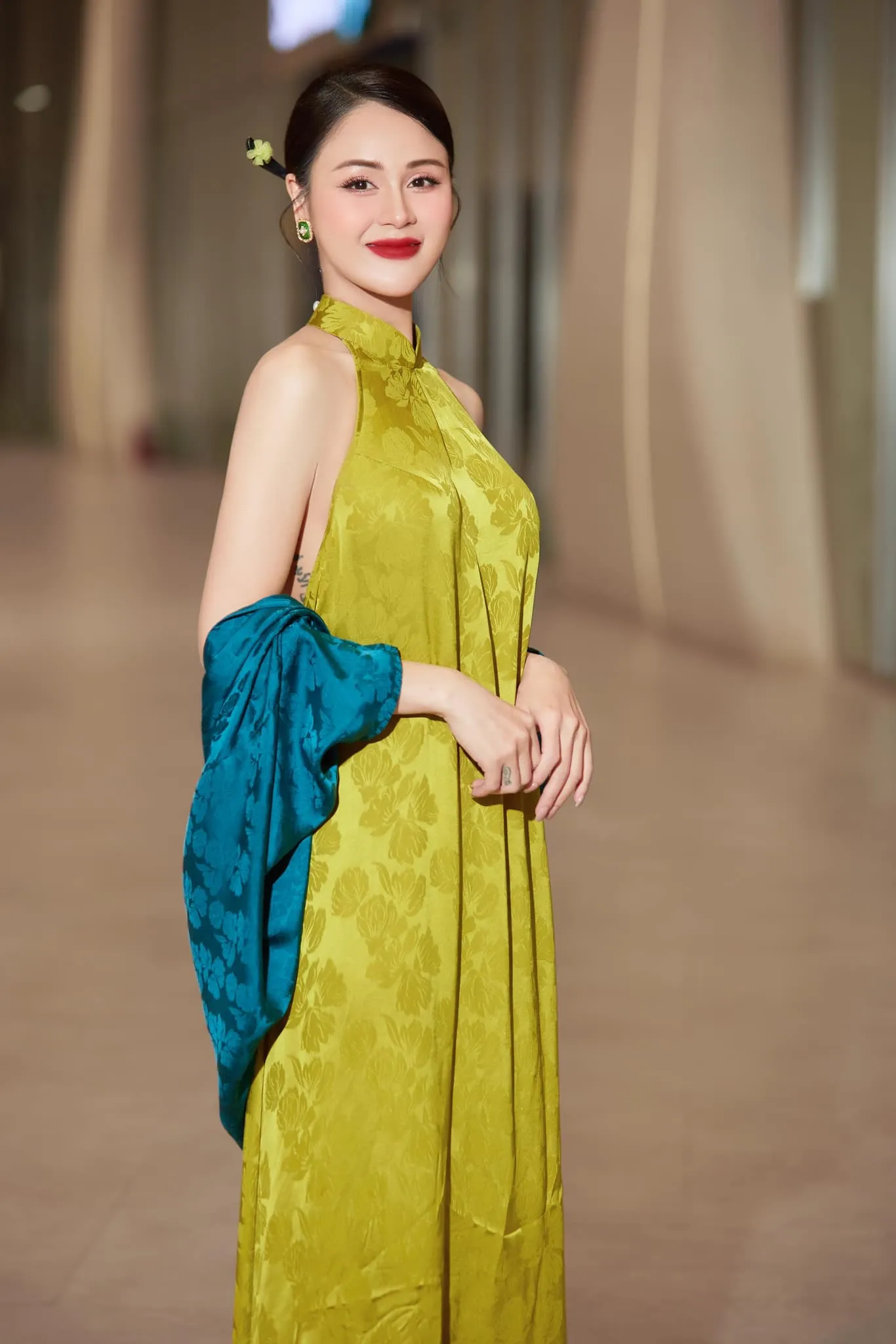 Diễn viên Lương Thu Trang gây bão màn ảnh với diễn xuất đầy cảm xúc trong phim mới. Diễn viên Lương Thu Trang gây bão màn ảnh với diễn xuất đầy cảm xúc trong phim mới.
