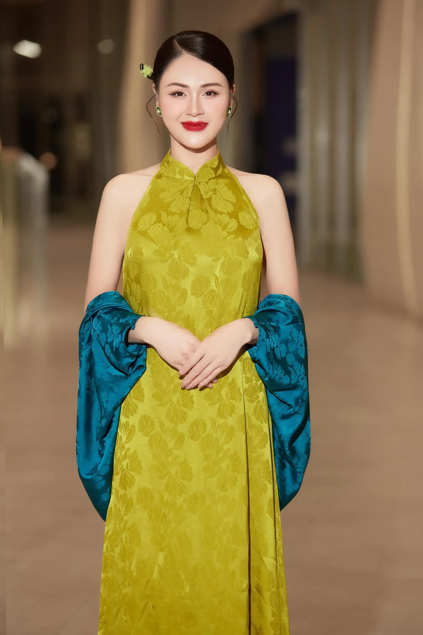 Lương Thu Trang luôn thể hiện được sự đa dạng trong diễn xuất của mình qua từng vai diễn. Lương Thu Trang luôn thể hiện được sự đa dạng trong diễn xuất của mình qua từng vai diễn.