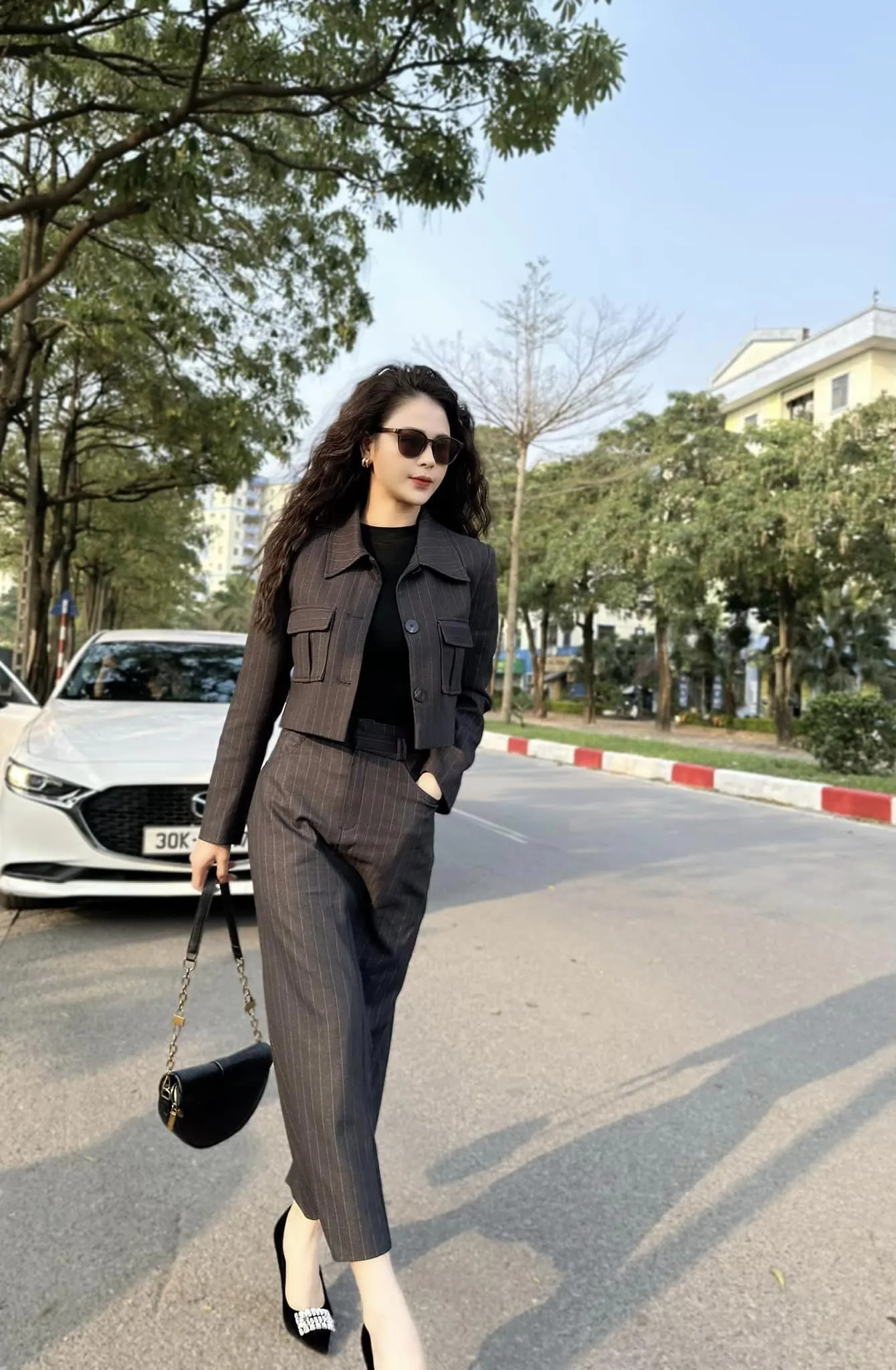 Lương Thu Trang và những hậu trường hài hước mà fan không thể bỏ lỡ. Lương Thu Trang và những hậu trường hài hước mà fan không thể bỏ lỡ.