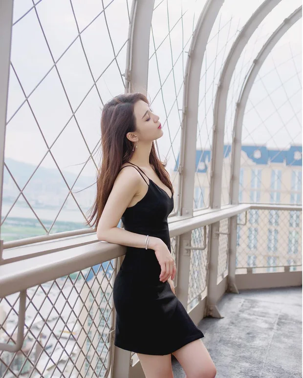 Tận hưởng vẻ dễ thương trong từng ảnh gái Trung Quốc cute. Tận hưởng vẻ dễ thương trong từng ảnh gái Trung Quốc cute.