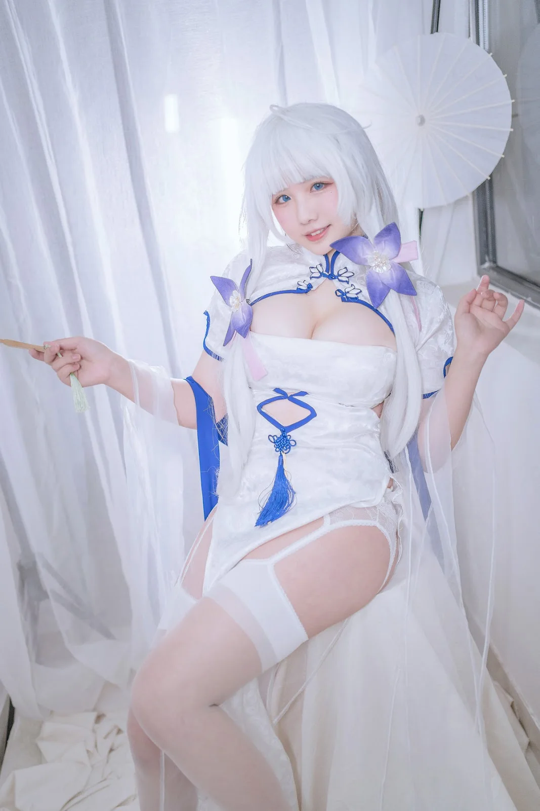 Cảm nhận sức mạnh trong ảnh gái cosplay Liên Minh. Cảm nhận sức mạnh trong ảnh gái cosplay Liên Minh.
