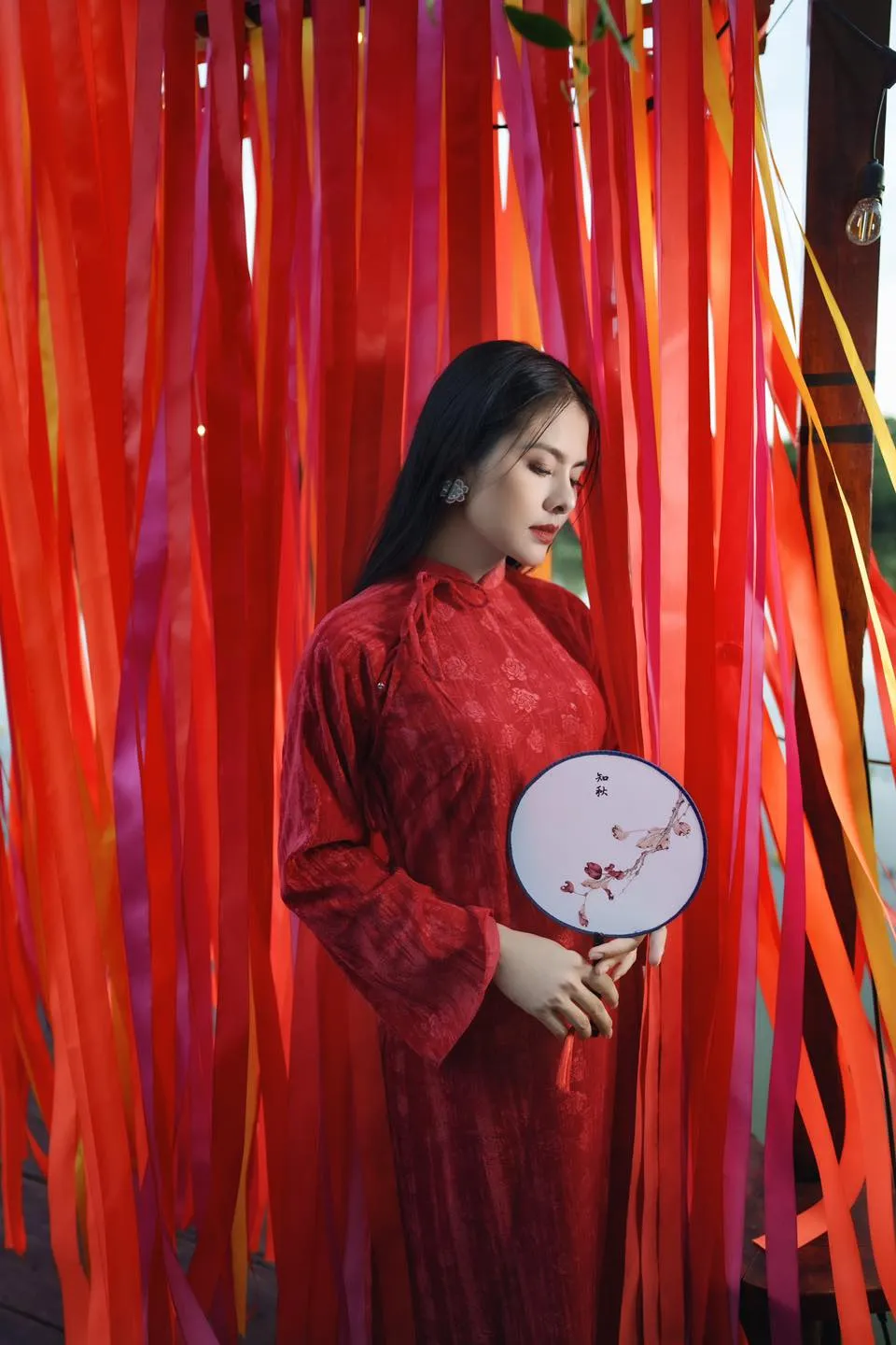 Vân Trang mang đến vẻ đẹp nhẹ nhàng và thanh tao Vân Trang mang đến vẻ đẹp nhẹ nhàng và thanh tao