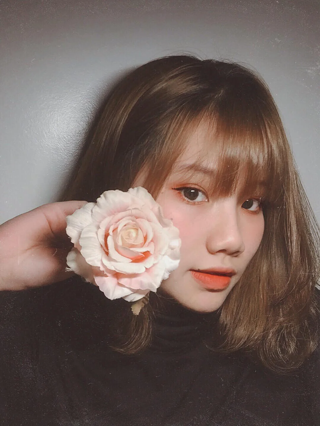 Tóc ngắn trong ảnh gái k8 tóc ngắn giúp vẻ đẹp trở nên nổi bật và cá tính hơn. Tóc ngắn trong ảnh gái k8 tóc ngắn giúp vẻ đẹp trở nên nổi bật và cá tính hơn.