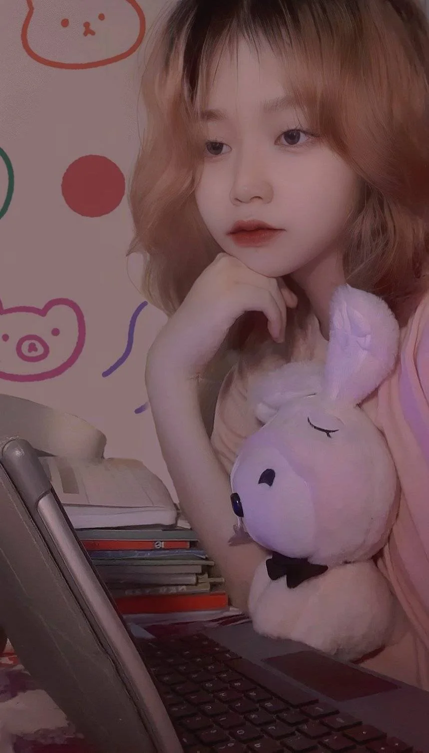 Khám phá vẻ đẹp đầy cá tính với ảnh gái k8 tóc ngắn. Khám phá vẻ đẹp đầy cá tính với ảnh gái k8 tóc ngắn.