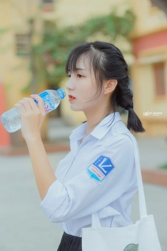 Ảnh gái 2k6 tỏa sáng với vẻ đẹp tự nhiên, đáng yêu. Ảnh gái 2k6 tỏa sáng với vẻ đẹp tự nhiên, đáng yêu.