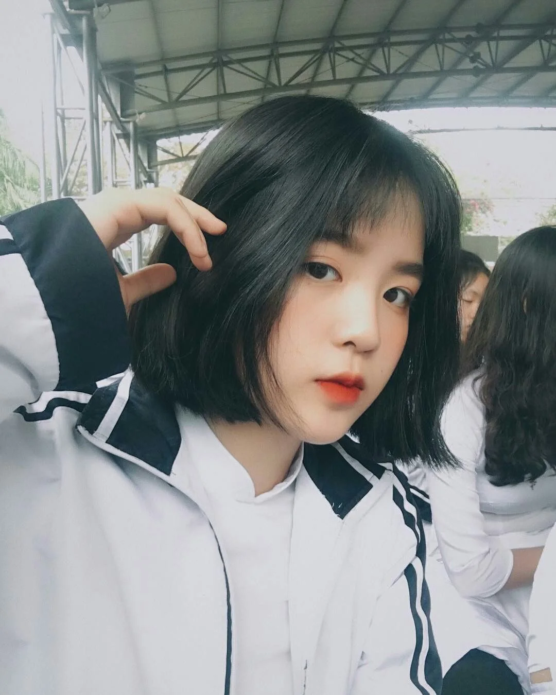 Đắm chìm trong vẻ đẹp cá tính của ảnh gái 2k6 đeo kính. Đắm chìm trong vẻ đẹp cá tính của ảnh gái 2k6 đeo kính.
