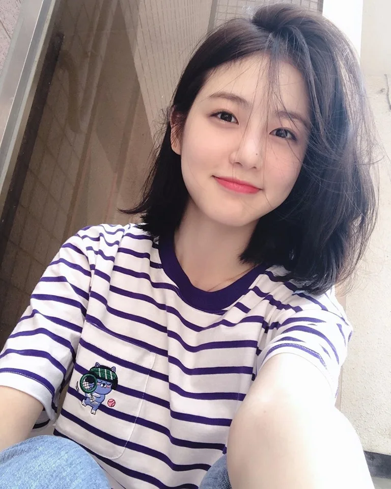 Ảnh gái 2k6 cute ngọt ngào và dễ thương. Ảnh gái 2k6 cute ngọt ngào và dễ thương.