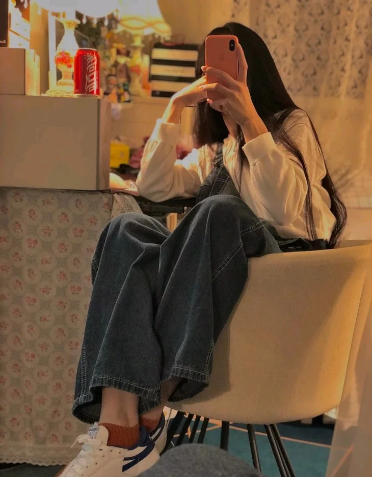 Hình ảnh con gái cute che mặt k9 - phong cách độc lạ. Hình ảnh con gái cute che mặt k9 - phong cách độc lạ.