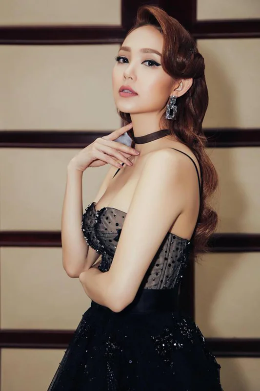 Minh Hằng thể hiện nét đẹp Á Đông Minh Hằng thể hiện nét đẹp Á Đông