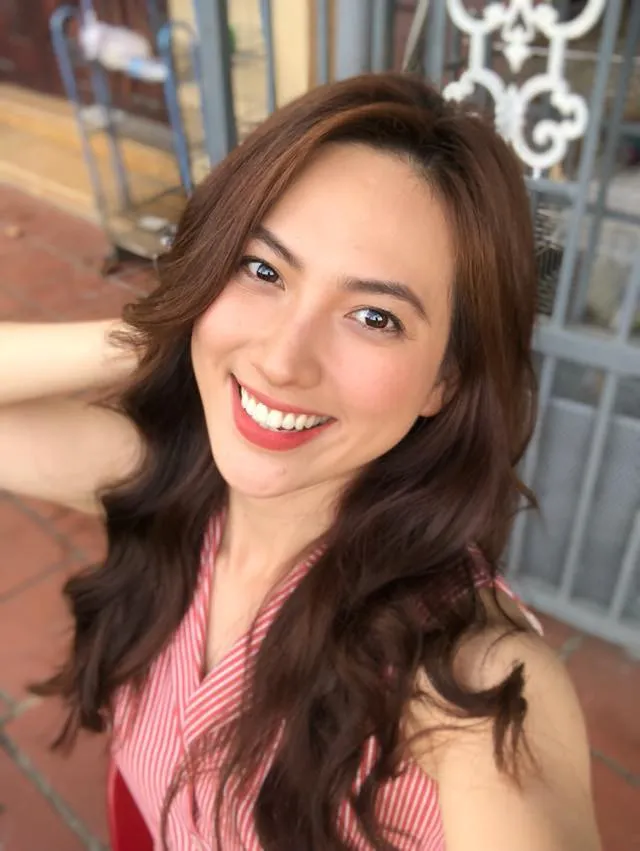 Phương Anh Đào tỏa sáng với vẻ đẹp tự nhiên Phương Anh Đào tỏa sáng với vẻ đẹp tự nhiên