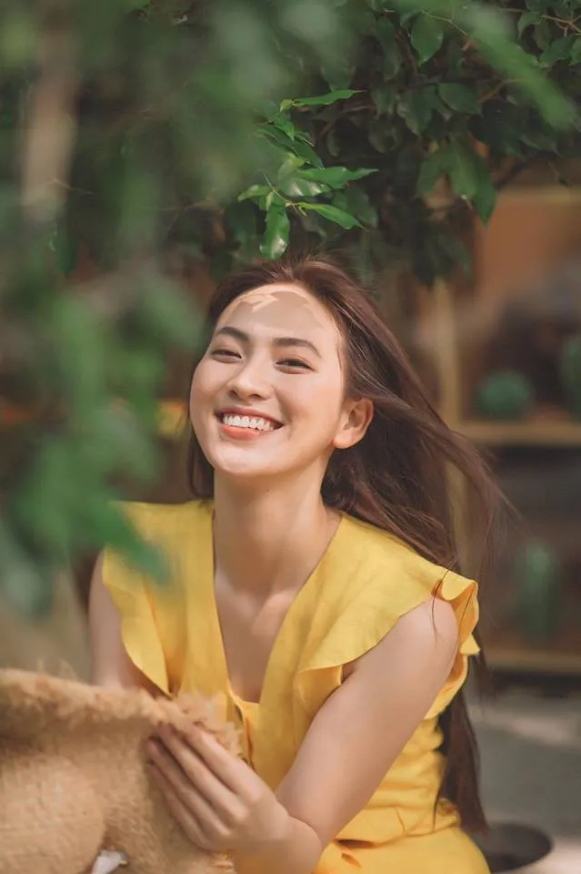 Phương Anh Đào với thần thái tự tin và nhẹ nhàng Phương Anh Đào với thần thái tự tin và nhẹ nhàng