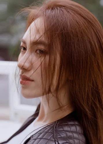 Phương Anh Đào khiến người xem không thể rời mắt Phương Anh Đào khiến người xem không thể rời mắt