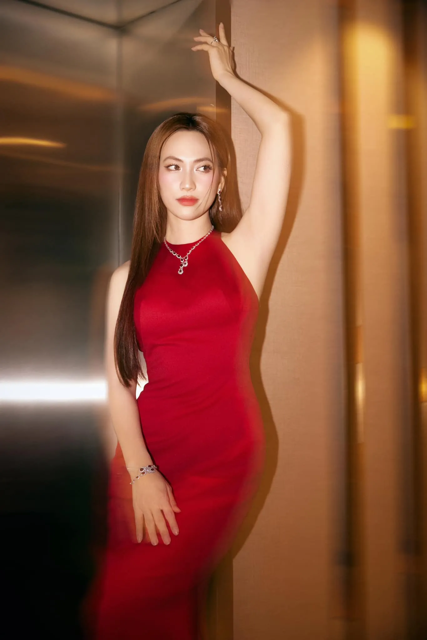 Phương Anh Đào thu hút mọi ánh nhìn Phương Anh Đào thu hút mọi ánh nhìn