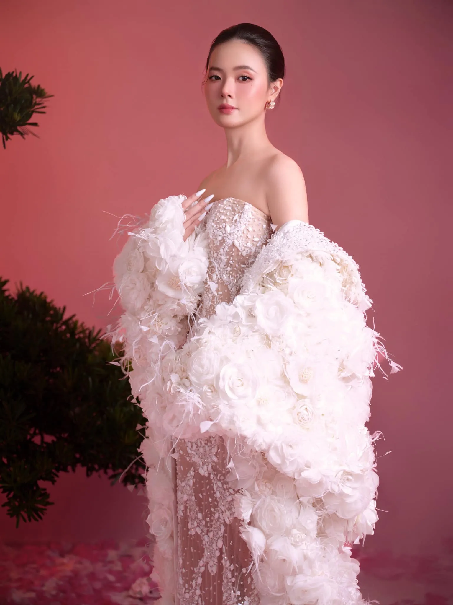 Midu khiến mọi người ngắm nhìn với vẻ đẹp tự nhiên Midu khiến mọi người ngắm nhìn với vẻ đẹp tự nhiên