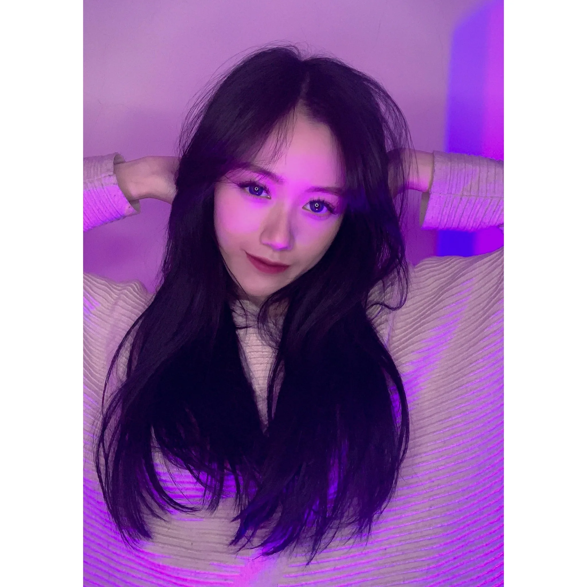 Hoa Hanassi thu hút người hâm mộ trên mạng xã hội. Hoa Hanassi thu hút người hâm mộ trên mạng xã hội.