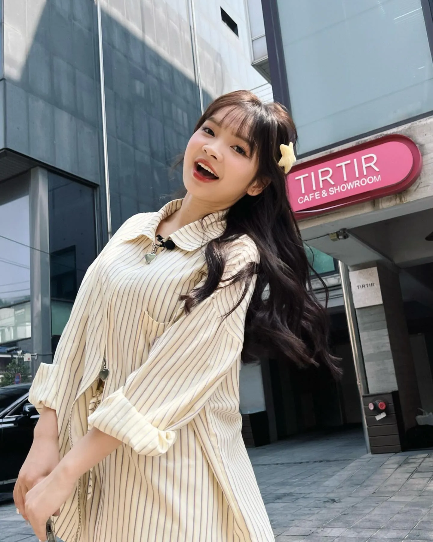 Hot girl N.ZaHan luôn làm mới phong cách và tạo dấu ấn riêng. Hot girl N.ZaHan luôn làm mới phong cách và tạo dấu ấn riêng.