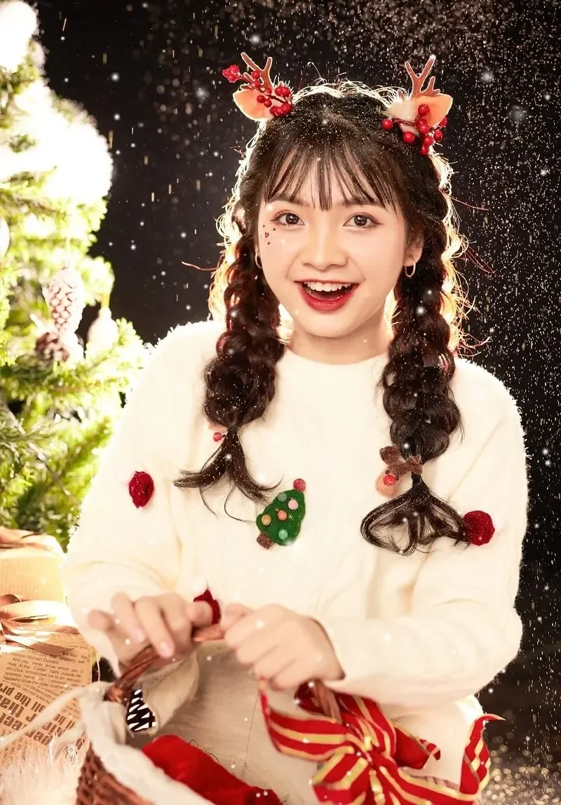 Mỗi bức ảnh của N.ZaHan đều tỏa sáng với phong cách riêng. Mỗi bức ảnh của N.ZaHan đều tỏa sáng với phong cách riêng.