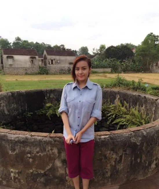 Ảnh gái quê xinh giữa không gian đồng quê yên bình Ảnh gái quê xinh giữa không gian đồng quê yên bình