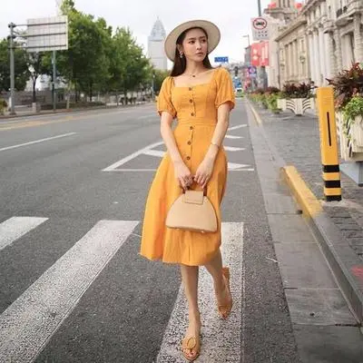 Kiểu chụp dáng ngồi giúp gái xinh khoe nét duyên dáng đầy tinh tế. Kiểu chụp dáng ngồi giúp gái xinh khoe nét duyên dáng đầy tinh tế.