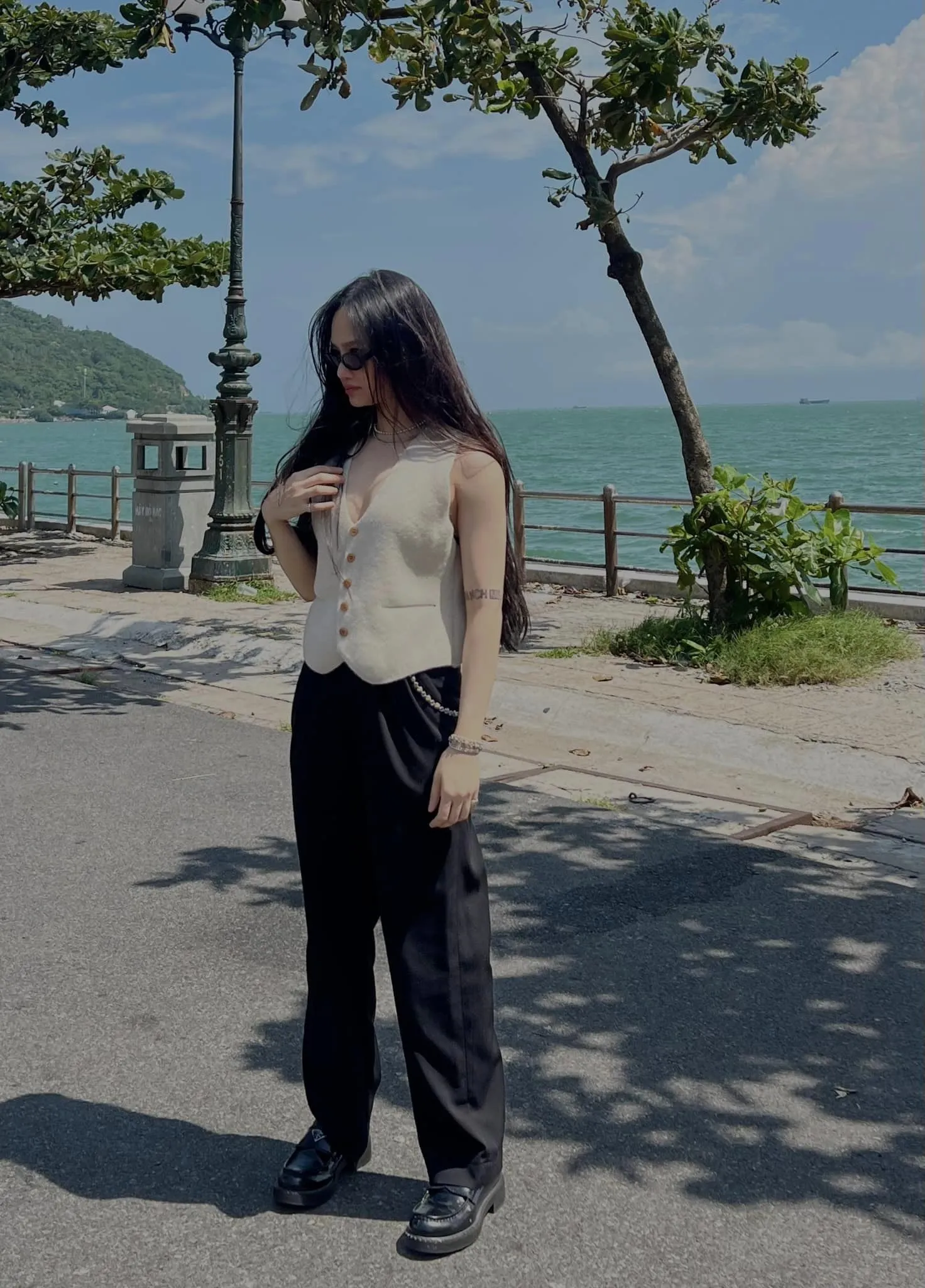Ca sĩ Miu Lê trở lại với một bản hit mới, bạn đã nghe chưa? Ca sĩ Miu Lê trở lại với một bản hit mới, bạn đã nghe chưa?