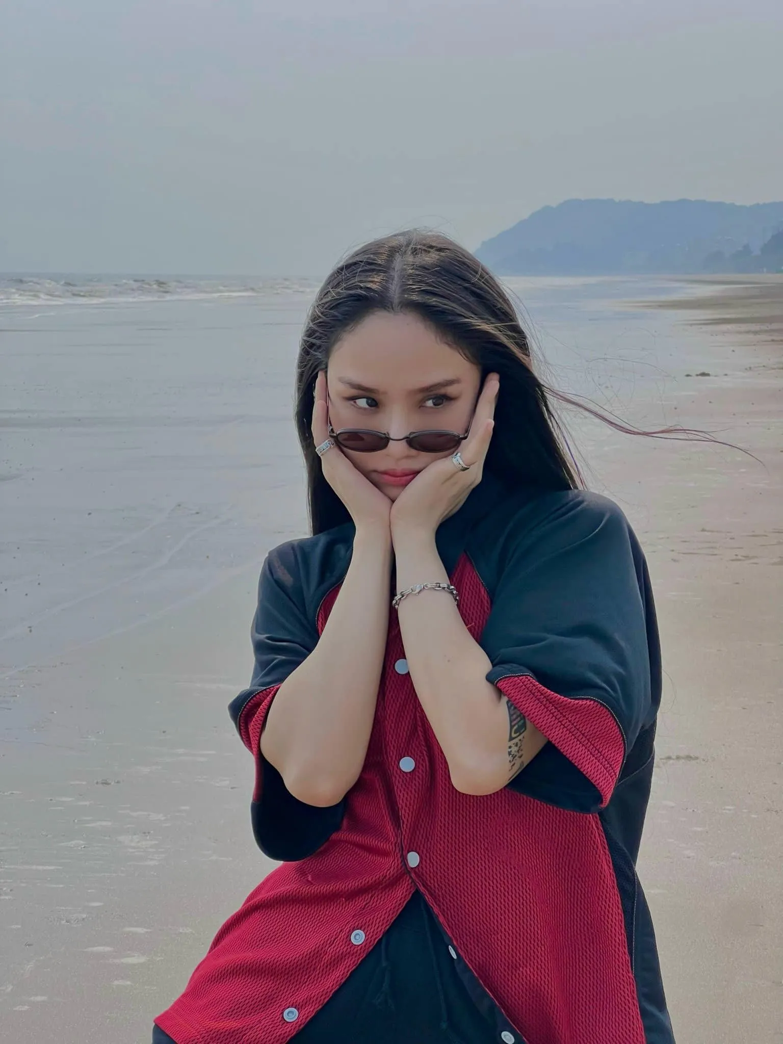 Miu Lê luôn biết cách tỏa sáng với gu thời trang độc đáo. Miu Lê luôn biết cách tỏa sáng với gu thời trang độc đáo.