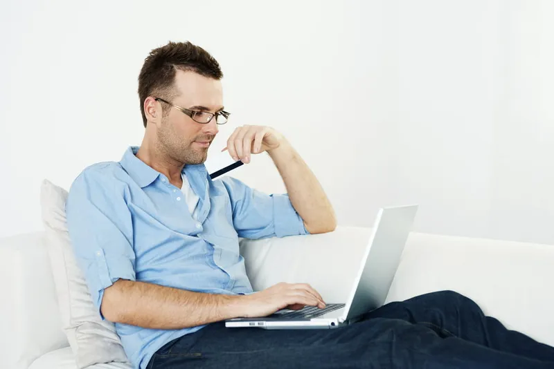 Trai văn phòng năng động tìm cơ hội mới Trai văn phòng năng động tìm cơ hội mới