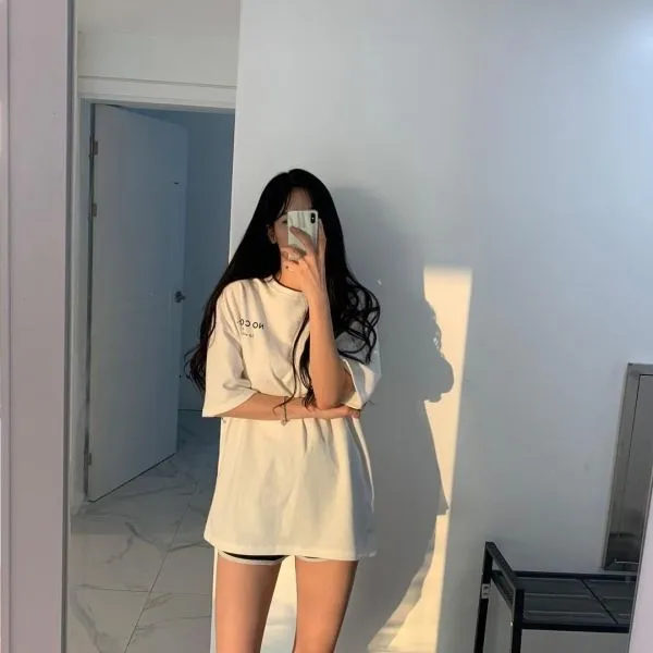 Thể hiện phong cách riêng qua avatar FB nữ dịu dàng và cá tính. Thể hiện phong cách riêng qua avatar FB nữ dịu dàng và cá tính.