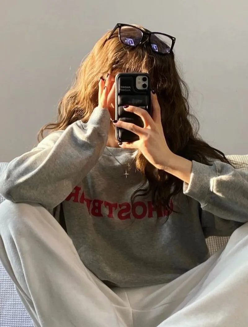 Thêm nét nữ tính qua avatar FB nữ nhẹ nhàng và độc đáo. Thêm nét nữ tính qua avatar FB nữ nhẹ nhàng và độc đáo.