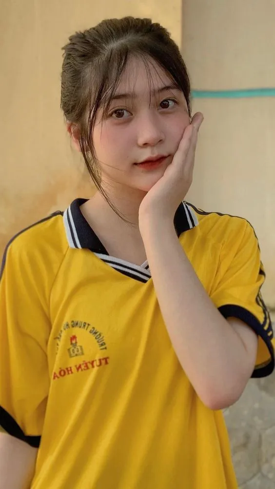 Ảnh gái 19 tuổi trong bộ đồ thể thao khỏe khoắn Ảnh gái 19 tuổi trong bộ đồ thể thao khỏe khoắn